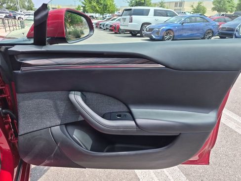Used 2024 Tesla Model S AWD/4WD image 36