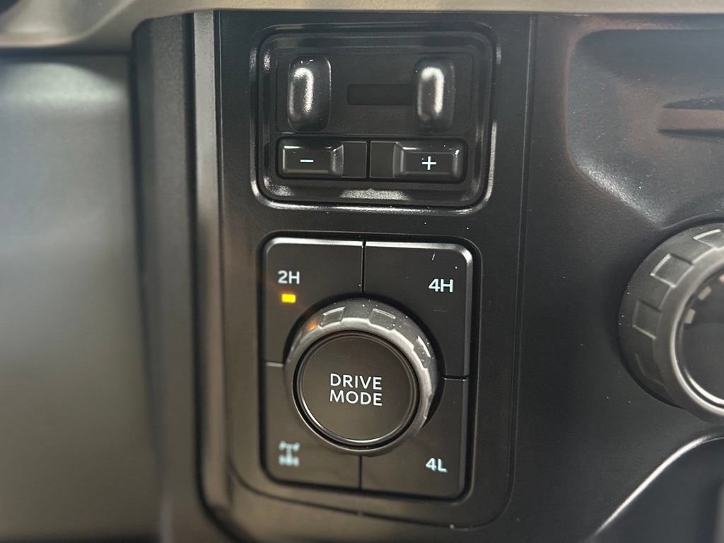 Used 2024 Ford F350 XLT w/ Snow Plow Prep Package AWD/4WD image 17
