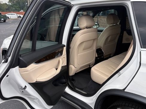 Used 2018 BMW X5 sDrive35i RWD image 23
