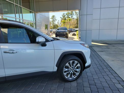Used 2023 Toyota RAV4 Limited image 8