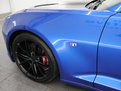 Used 2017 Chevrolet Camaro SS RWD image 35