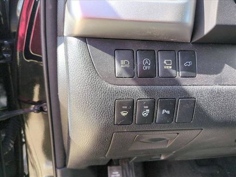 Used 2018 Toyota Highlander Limited Platinum AWD/4WD image 13