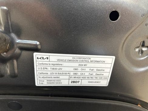 Used 2024 Kia Forte LXS FWD image 18