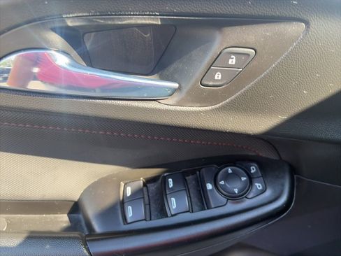 Used 2022 Chevrolet TrailBlazer RS FWD image 16