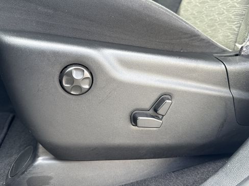 Used 2025 Dodge Durango GT image 24