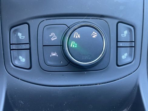 Used 2021 GMC Terrain SLT w/ Infotainment Package II AWD/4WD image 22