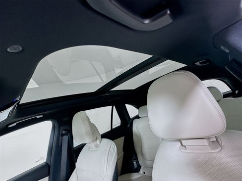 New 2026 Mercedes-Benz GLC 300 image 24