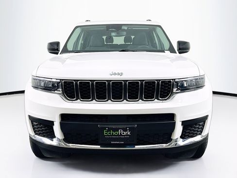 Used 2022 Jeep Grand Cherokee L Laredo RWD image 2