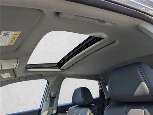 Certified 2025 Acura Integra image 16