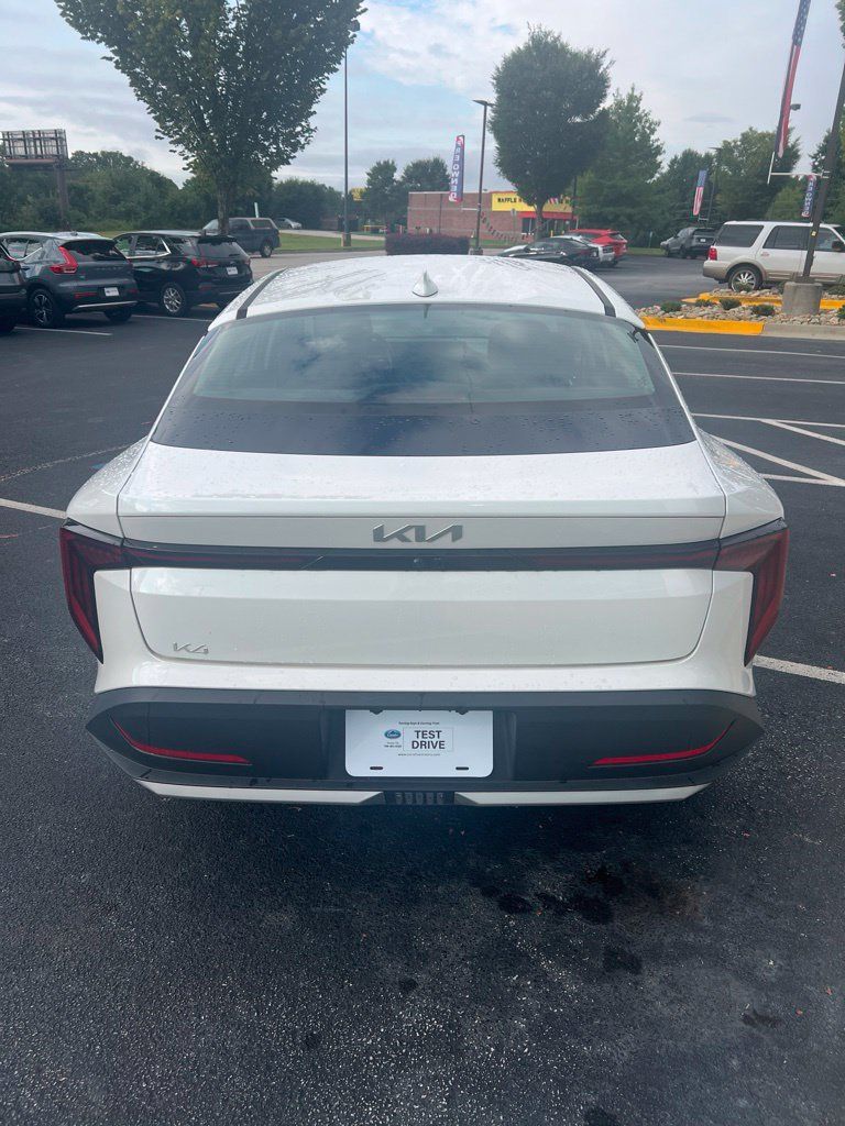 Used 2025 Kia K4 EX FWD image 7