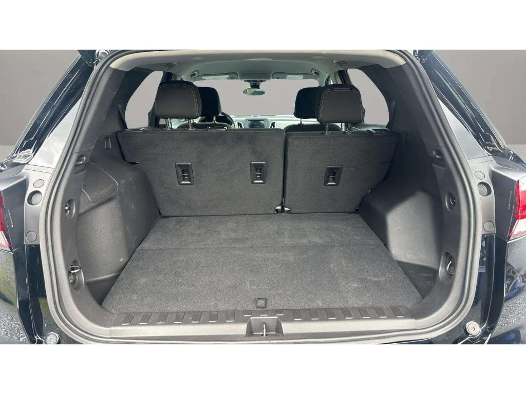Used 2023 Chevrolet Equinox LS w/ LS Convenience Package FWD image 9