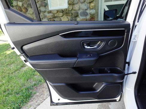 Certified 2023 Honda Pilot EX-L image 23