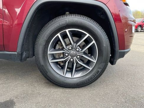 Used 2019 Jeep Grand Cherokee Limited AWD/4WD image 37