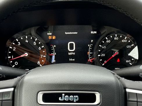 New 2026 Jeep Compass Latitude image 17