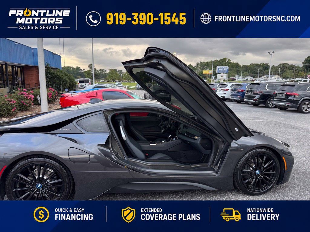 Used 2020 BMW i8 Coupe AWD/4WD image 10