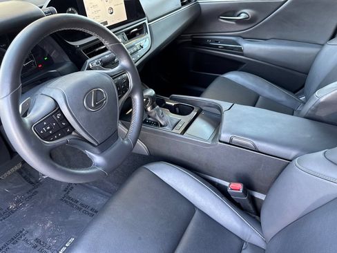 Certified 2024 Lexus ES 350 w/ Premium Package FWD image 11