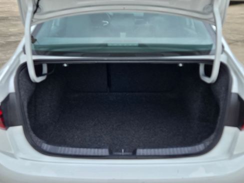 Used 2025 Volkswagen Jetta Sport image 49