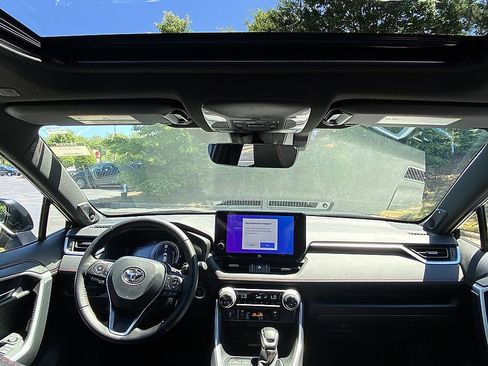 Certified 2025 Toyota RAV4 XSE AWD/4WD image 18