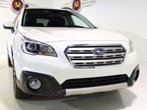 Used 2017 Subaru Outback 2.5i Limited AWD/4WD image 22