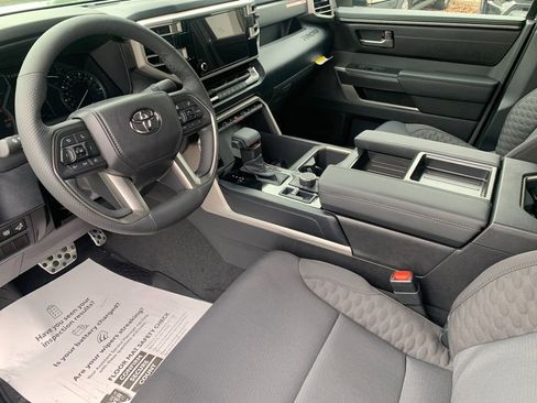 New 2026 Toyota Tundra SR5 AWD/4WD image 10