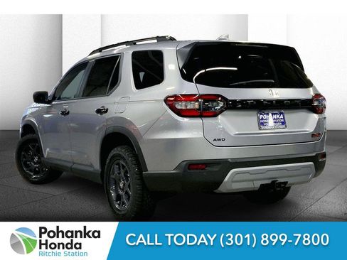 New 2025 Honda Pilot TrailSport image 5