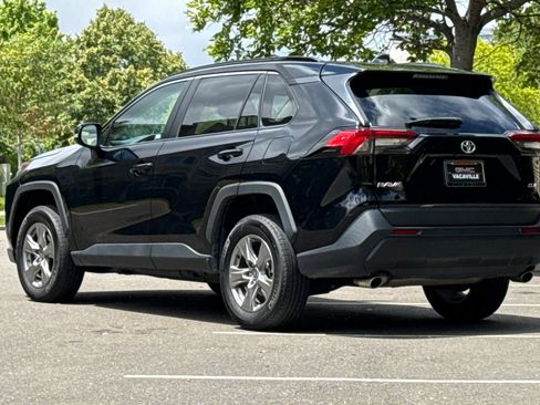 Used 2024 Toyota RAV4 XLE FWD image 7
