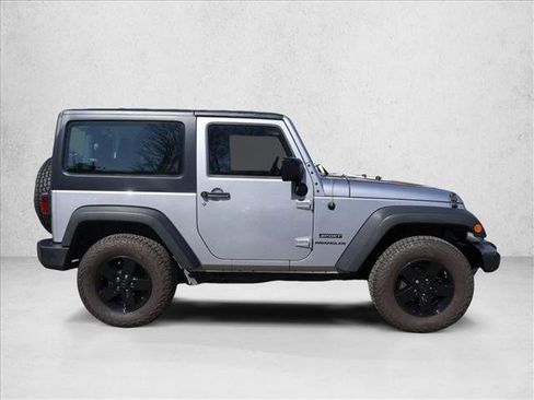 Used 2015 Jeep Wrangler Sport image 4
