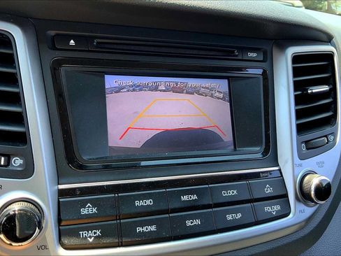 Used 2017 Hyundai Tucson SE FWD image 25
