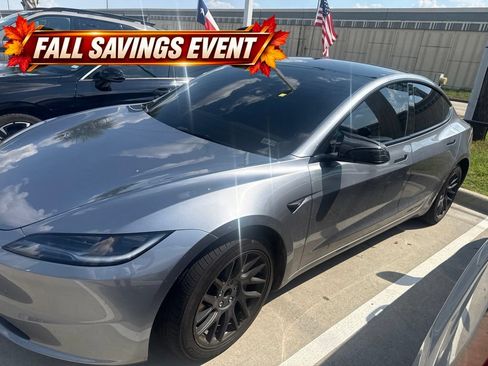 Used 2025 Tesla Model 3 Long Range RWD image 2
