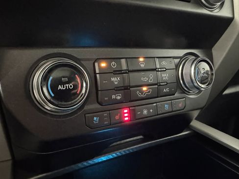 Used 2020 Ford F150 Lariat w/ Equipment Group 502A Luxury image 22