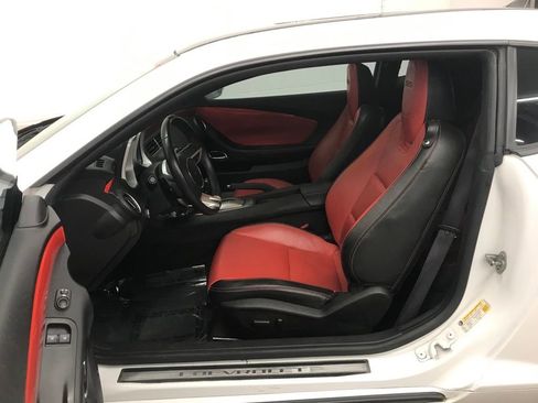 Used 2010 Chevrolet Camaro SS w/ RS Package image 12