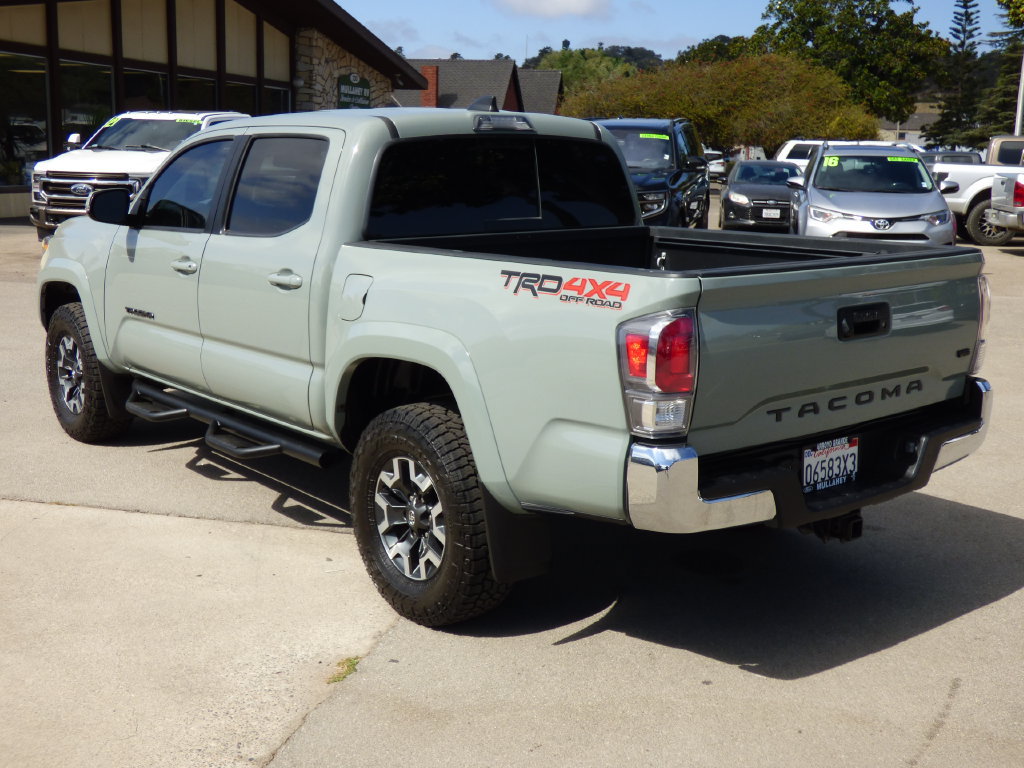 Used 2023 Toyota Tacoma TRD Off-Road AWD/4WD image 5