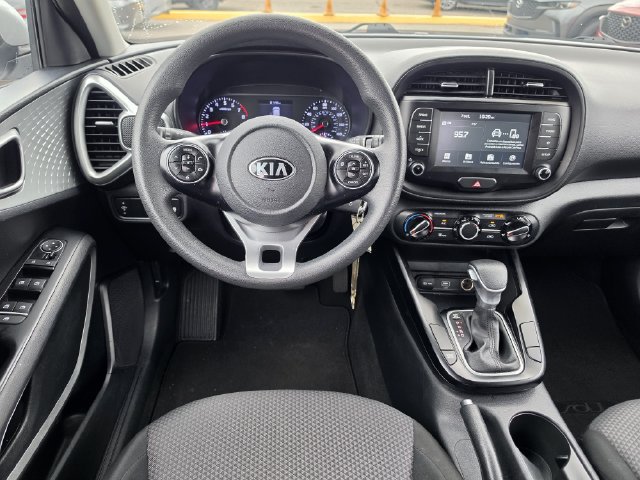 Used 2021 Kia Soul LX FWD image 8