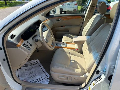 Used 2007 Toyota Avalon XLS FWD image 16