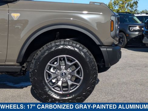 New 2025 Ford Bronco Badlands image 12