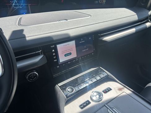 New 2026 Lincoln Navigator L Reserve AWD/4WD image 30