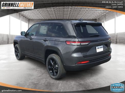 New 2025 Jeep Grand Cherokee Altitude image 7