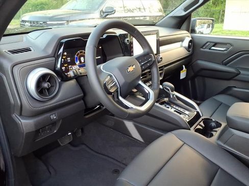 New 2026 Chevrolet Colorado LT w/ LT Convenience Package AWD/4WD image 11