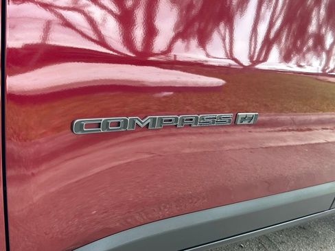 Certified 2021 Jeep Compass 80th Special Edition image 27