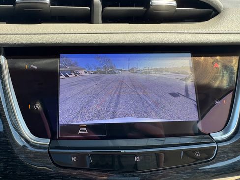 Used 2021 Cadillac XT6 Premium Luxury image 19