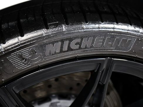 Used 2024 BMW M4 xDrive Competition w/ M Carbon Exterior Package image 95