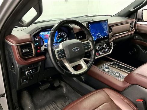 Used 2022 Ford Expedition Max Limited image 14