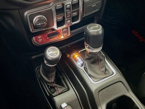 Used 2021 Jeep Wrangler Unlimited Rubicon image 23