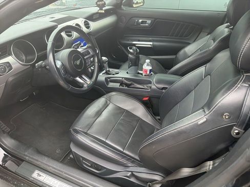 Used 2021 Ford Mustang GT Premium w/ Black Accent Package RWD image 11