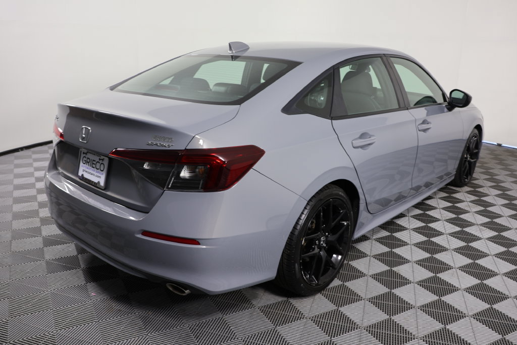 Used 2025 Honda Civic Sport image 9