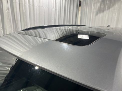 Used 2019 Honda Pilot Touring image 7