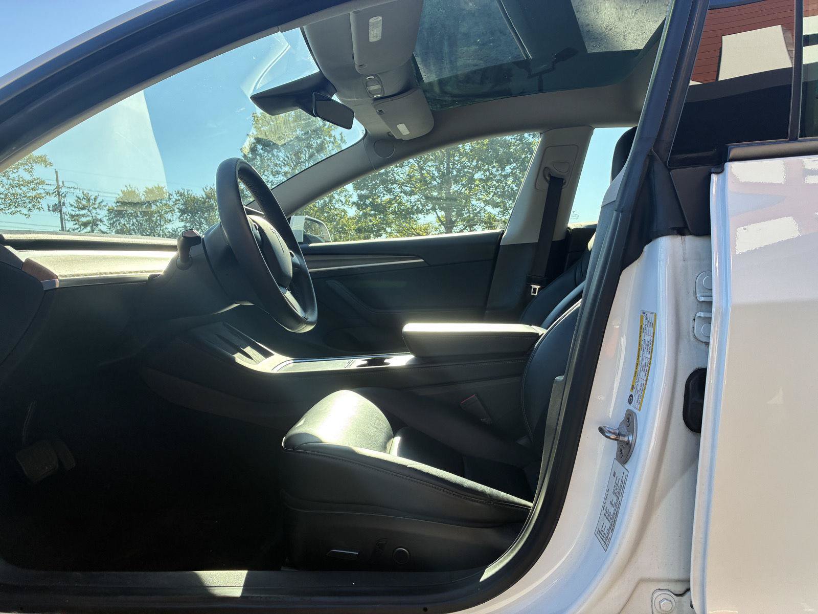 Used 2022 Tesla Model 3 Long Range AWD/4WD image 19