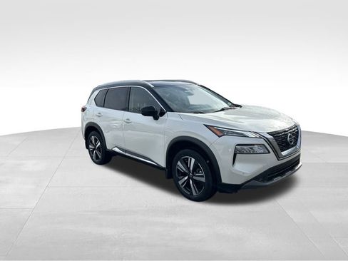 Used 2021 Nissan Rogue SL w/ Premium Package image 8