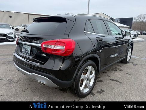 Used 2018 Mercedes-Benz GLA 250 4MATIC image 8