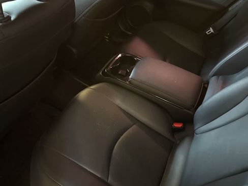 Used 2017 Toyota Prius Prime Advanced image 7